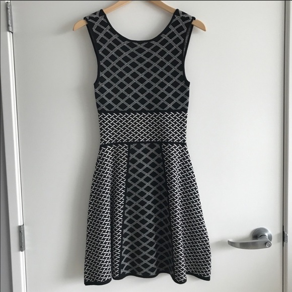 INTERMIX Dresses & Skirts - Intermix Black and White A line Knit Dress